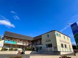 BRIT HOTEL Lannion-Perros Guirec