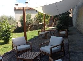 Cal Puó Turismo Rural, hotel en Collsuspina