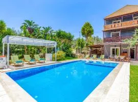 Villa Liostasi by Villa Plus