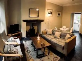 Eilio Cottage- Closely located to Snowdon