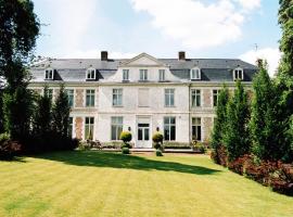 Chambres d'hôtes Château de Courcelette, Cama e café (B&B) em Hem