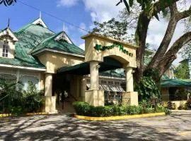 The Royal Hotel