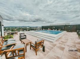 Condo - 305 Piscine BBQ WIFI, condo in Quebec City