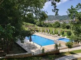 Green Hill Apartments