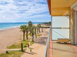 Awesome Apartment In Santa Susanna