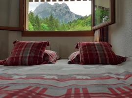 Studio Fondue chocolat, 100m des pistes Wifi fibre, parking privé, hotel in Bernex