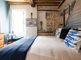 La Sanverine beautiful renovated duplex - historic center Vence
