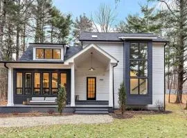Modern Luxury Home Pool & Spa at Warren Dunes
