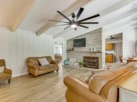 Expansive Florence Home about 6 Mi to Downtown!