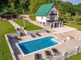 Beautiful Home In Musaluk