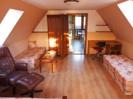 Apartment Najadka, hotel with parking in Bobrovec