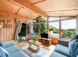 Scandinavian Style Lodge in Rock