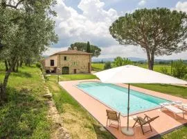 5 Bedroom Gorgeous Home In Arezzo