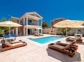 Villa Amelina by Villa Plus, hotel em Lithakia