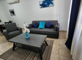 Casa c&eacute;ntrica, en privada con acceso controlado, Villa in Hermosillo