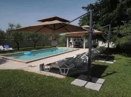 Bungalow Lavanda mit Pool und Garten in Porec