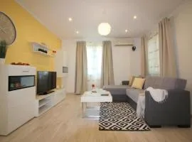 Bungalow Lavanda mit Pool und Garten in Porec