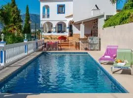 Casa Olivares Altos Sayalonga by Ruralidays