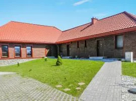 Stunning Apartment In Glowczyce