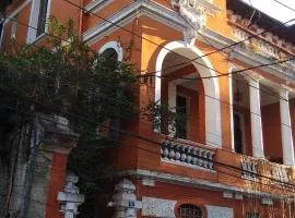 Casa Laranja
