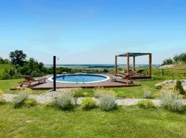 Gorgeous Home In Popovaca With Wifi