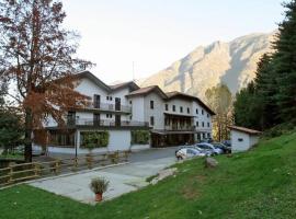 Albergo Il Castellino, hotel v destinaci Boario Terme