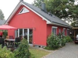 Ferienhaus Jökefine, hotel en Dümmer