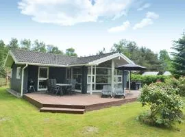 Holiday Home Krondyrstien Væggerløse Denm
