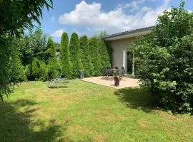 Modernes Ferienhaus mit großer Terrasse, am Saaler Bodden