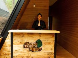 Kopeng Treetop Adventure Park, camping en Kopeng