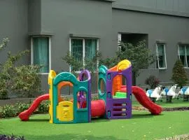Full Furnished with Comfort Design 2BR Apartment at Thamrin Residence By Travelio