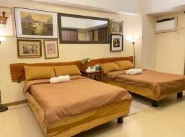Spacious condo in Venice Luxury Residences