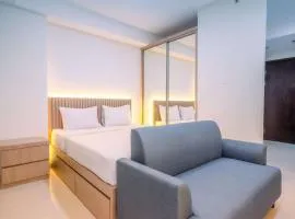 Great Deal Studio at Daan Mogot City Apartment By Travelio
