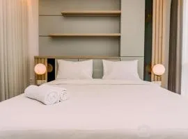 Elegant and Comfort 1BR at The Smith Alam Sutera Apartment By Travelio