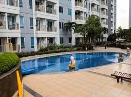 Comfy and Exclusive 2BR Apartment at Tanglin Supermall Mansion By Travelio