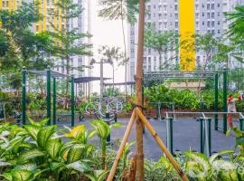 Modern 2BR Apartment for 4 Pax at Springlake Summarecon By Travelio