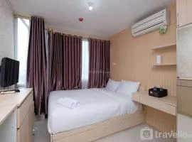 Nice and Simply Studio Room at Saladdin Mansion Aparment By Travelio