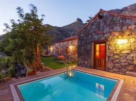 Komfortables Ferienhaus mit privatem Pool und idealer Lage im Naturpark mit Nähe zum Strand