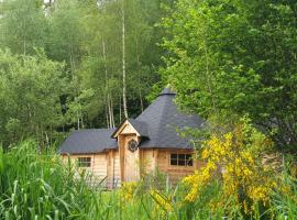 White wood kota, luxury tent in Nonville