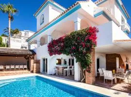 Gorgeous Home In Riviera Del Sol