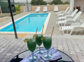 Vila Neyra, khách sạn ở Pula