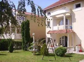 Rooms for rent "SARA"