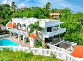 Casa Del Faro, hotel with pools in Puerto Galera