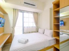 Good Choice and Strategic 2BR without Living Room Evenciio Apartment By Travelio