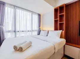 Good and Homey Studio at Collins Boulevard Apartment By Travelio