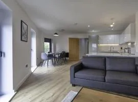 Stunning 2 Bedroom Apartment in Central Ashford