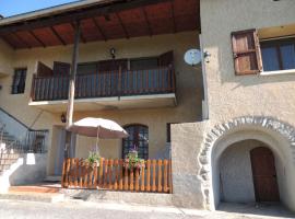 Gîte Les Guérins, hotel v destinaci La Bâtie-Neuve