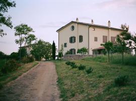 Agriturismo Tenuta La Castelluzza、トゥスカーニアのファームステイ