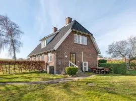 Gorgeous Home In Tranekær With Wifi
