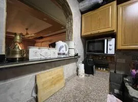 Rental Room in Apartment in Giza only Female